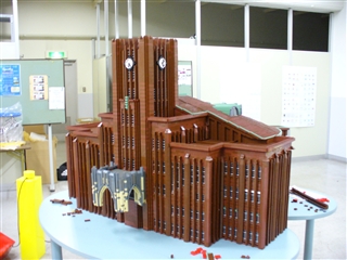 tokyo-clock_LEGO.jpg